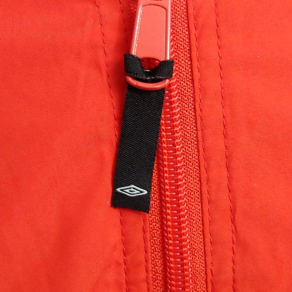 Umbro jacket red youth large - Picture 4 of 13